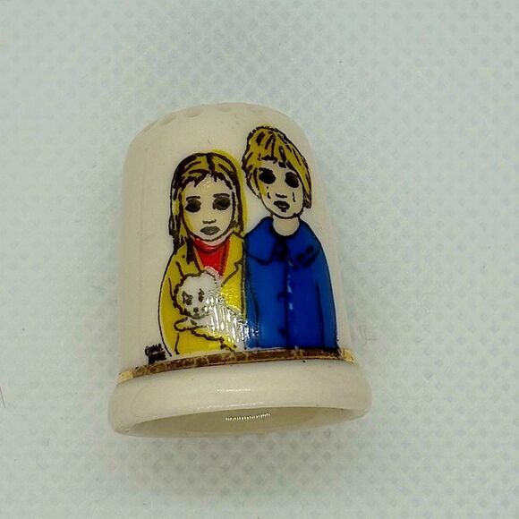 Vintage Ltd Ed. Clover Thimble “Lost” a painting claimed to be by Walter Keane - Picture 4 of 11